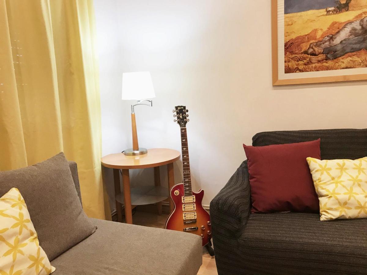 Lovely Apartment At Park Gueell Barcelona Exterior photo